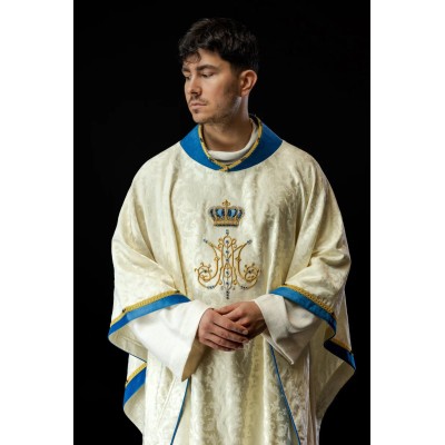 CASULA MARIANA COM PEDRAS...